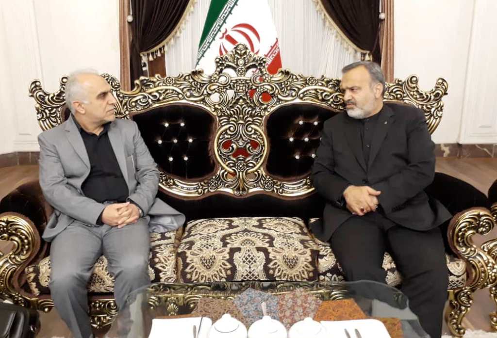 وزیر امور اقتصادی و دارایی: ساماندهی مالیات و بانک ها از اولویت های وزارت دارایی است وزیر امور اقتصادی و دارایی: ساماندهی مالیات و بانک ها از اولویت های وزارت دارایی است